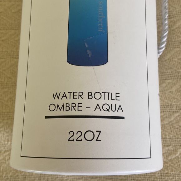 Nwt Simply Southern ombre water bottle. 22 oz. - Picture 5 of 12